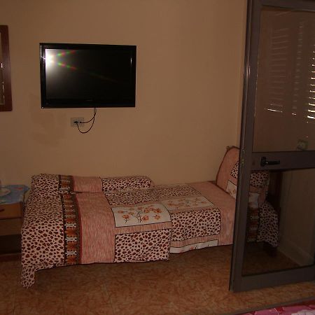 Shkodra Hotel Exterior photo