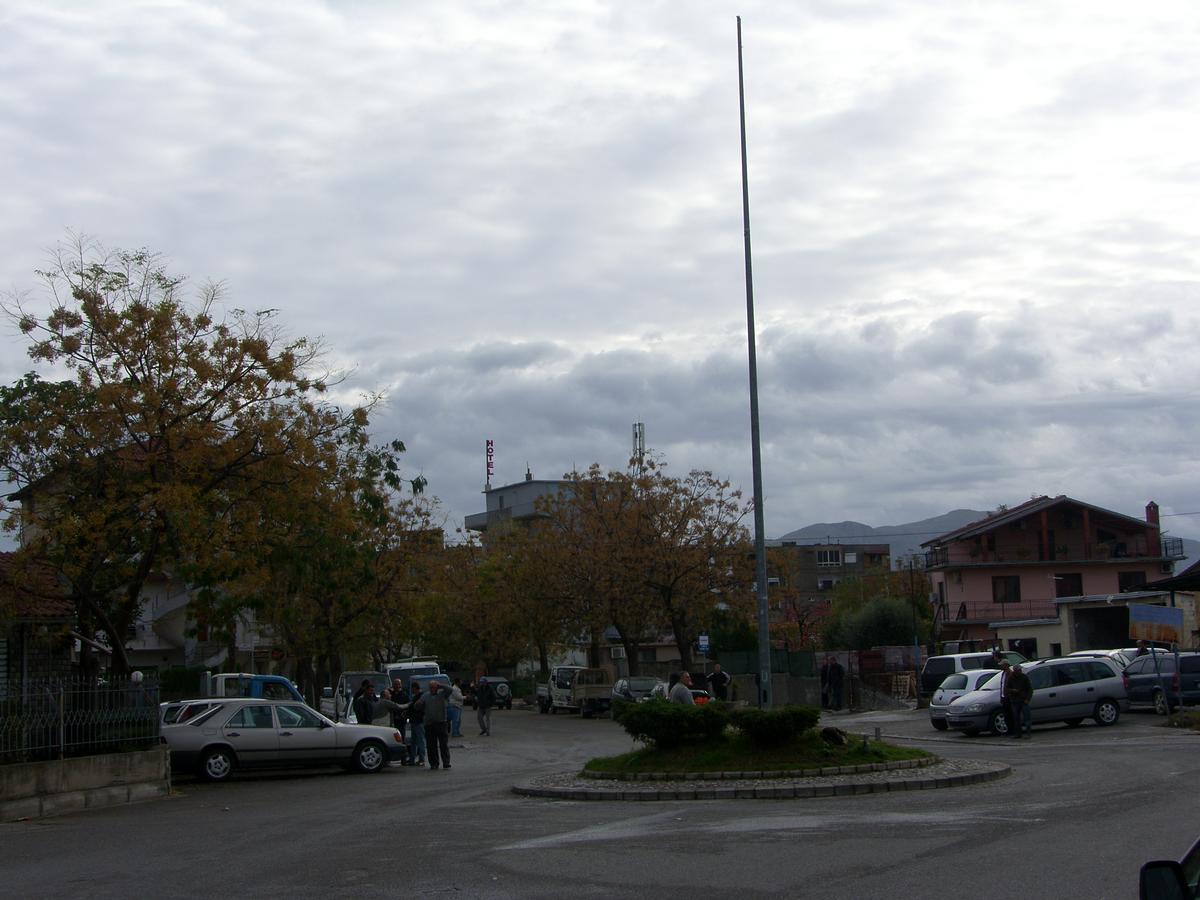 Shkodra Hotel Exterior photo
