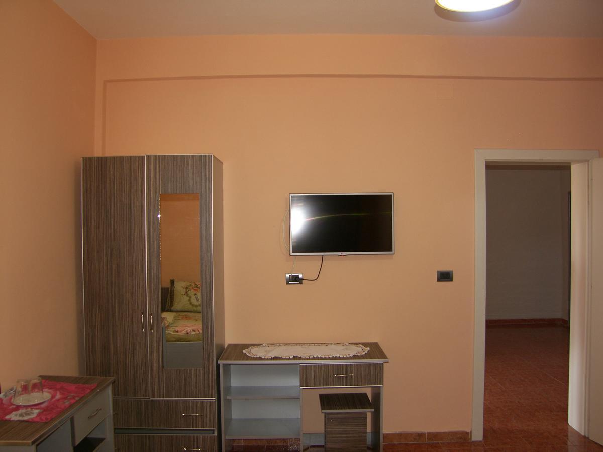 Shkodra Hotel Exterior photo
